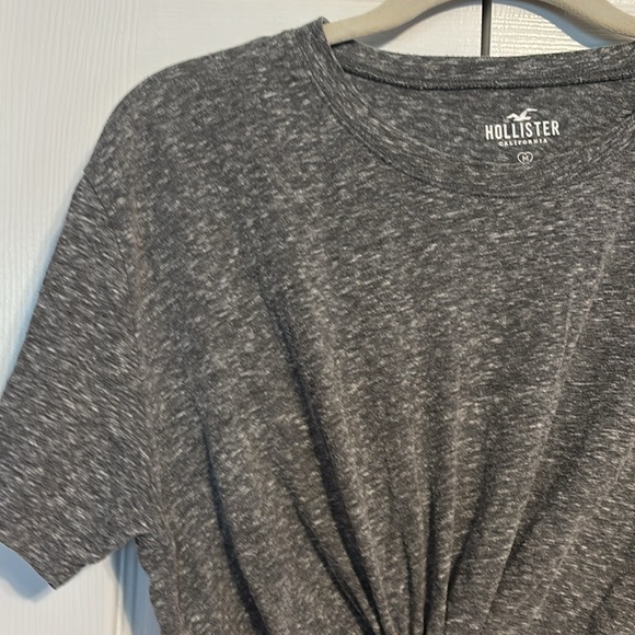 Hollister Gray Crop Crew Neck short sleeve Tee size Medium - Picture 2 of 7